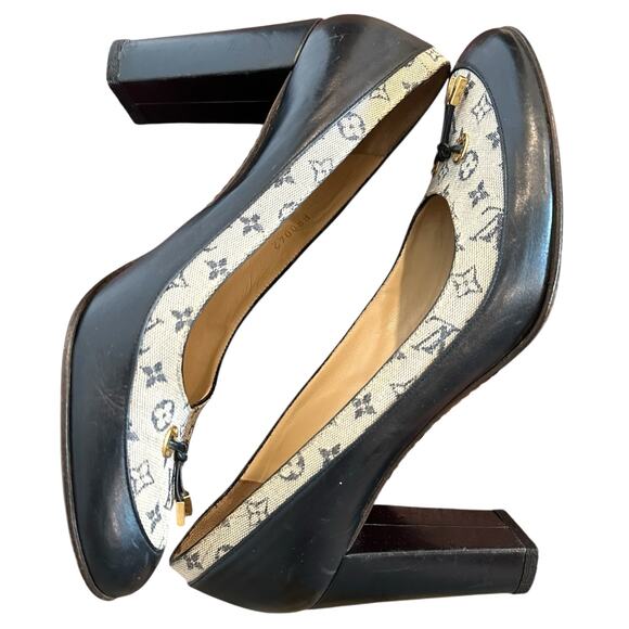 Louis Vuitton Navy canvas leather monogram heels size 40 no box, dustbag Rare! - Picture 3 of 16